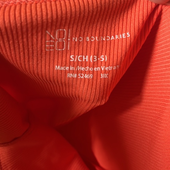 No Boundries tank top bundle (4) - Picture 4 of 8